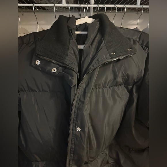 Long heavy puffer coat from Pretty Little Thing, plus size, black - Picture 1 of 5